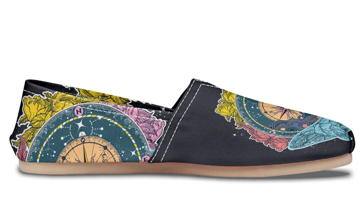 Artsy Compass Casual Shoes