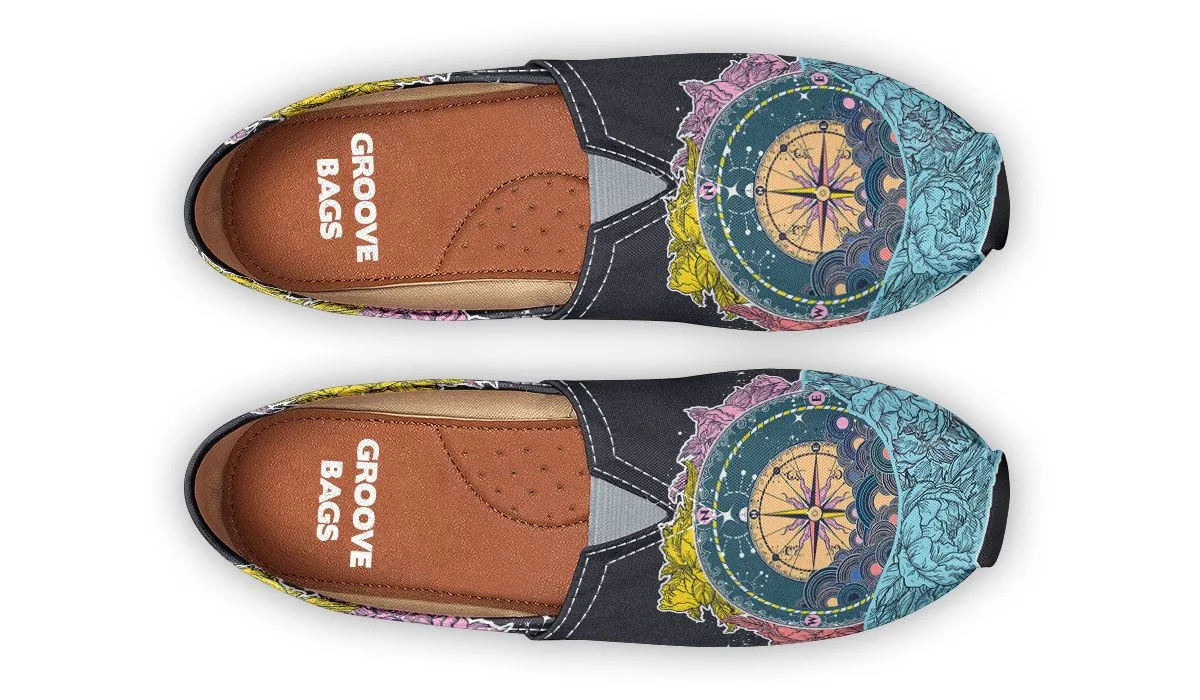 Artsy Compass Casual Shoes