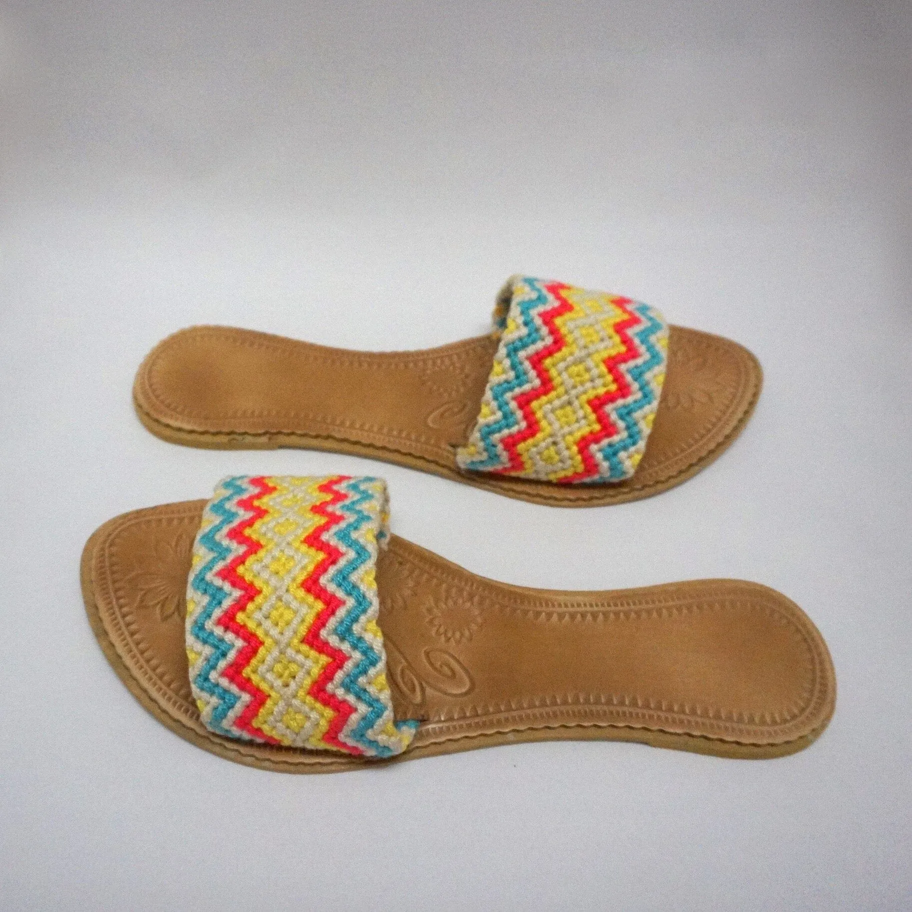 Colorful Handwoven Sandals - Wayuu Slide Sandals