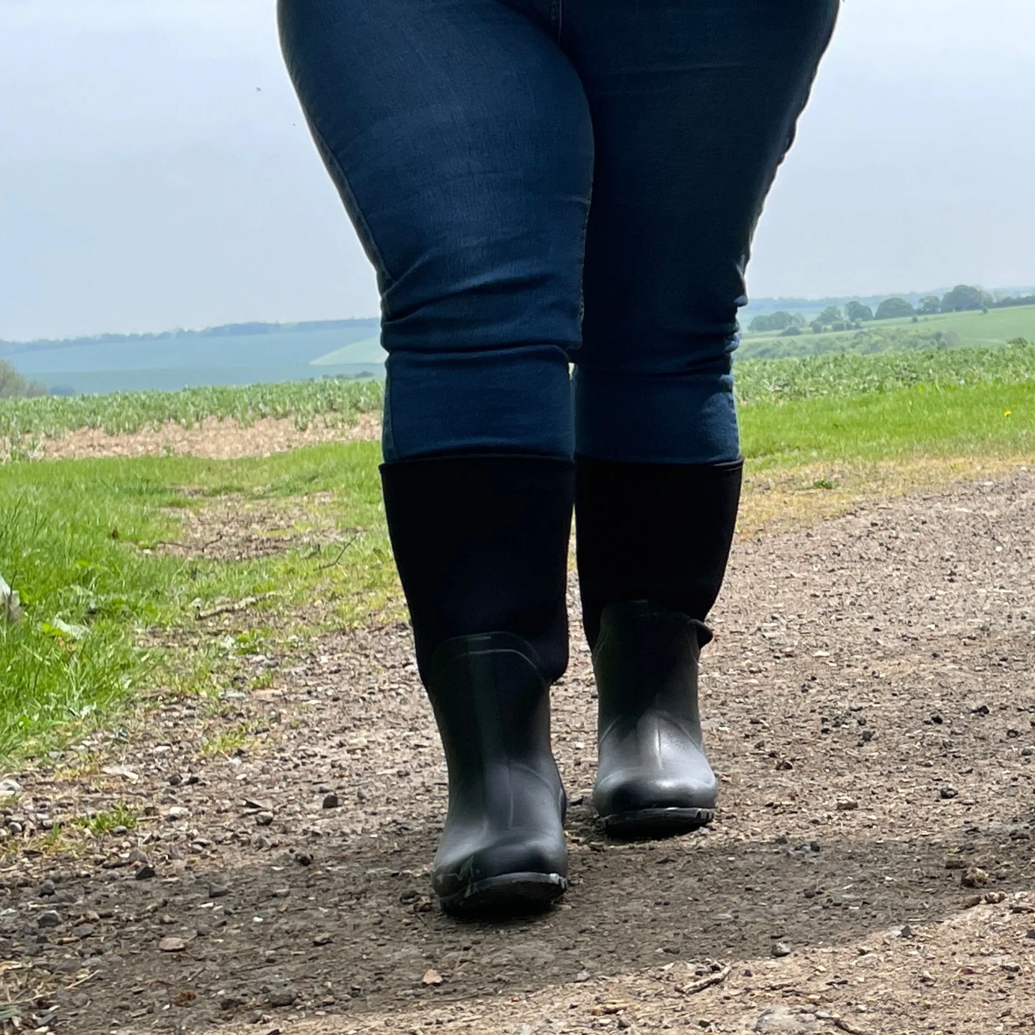 Extra Wide Calf Black Neoprene Wellies - Wide in Foot and Ankle - Fit 40-50cm Calf