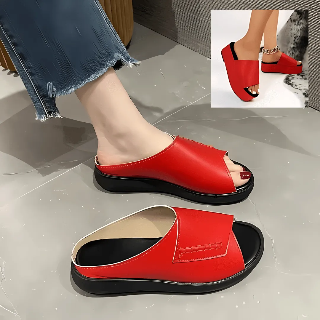 Fashionable Red Flat Sandals for Women: Breathable Summer Slip-On Style