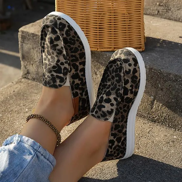 Women's Casual Canvas Leopard Print Flat Sneakers 35030889S